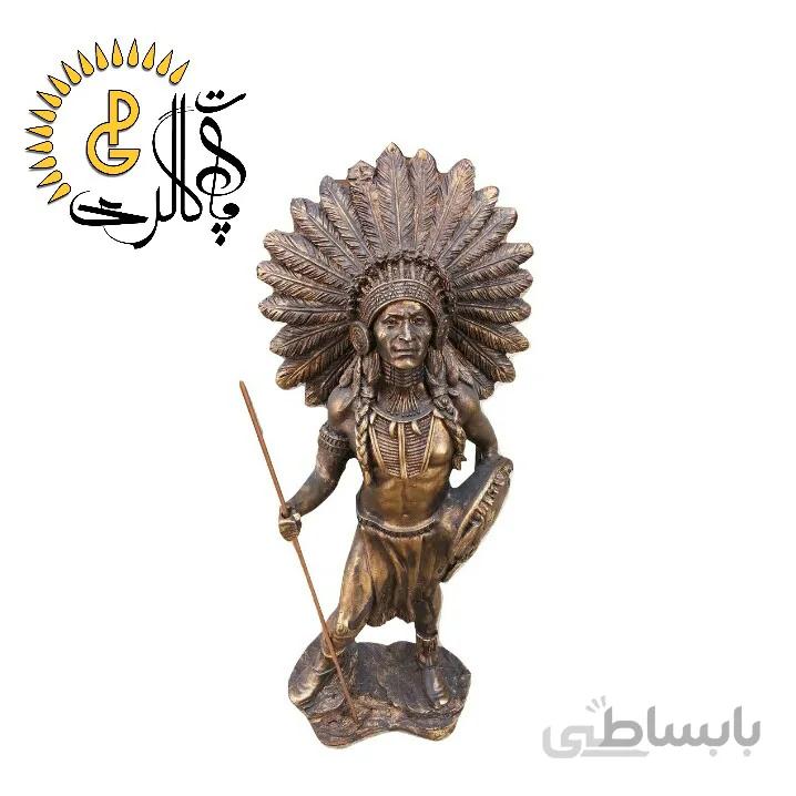 مجسمه سرخ پوست