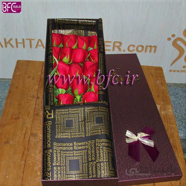 باکس گل جعبه کادویی با 16 شاخه گل رز هلندی قرمز