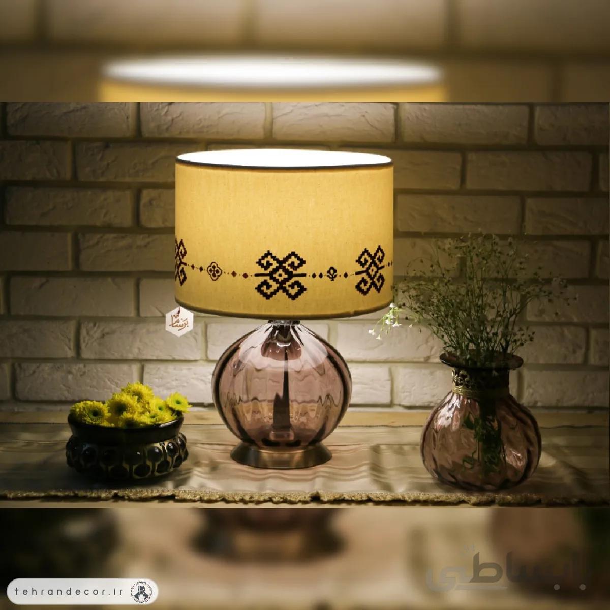 آباژور رومیزی شیشه‌ای کلانژ 1
