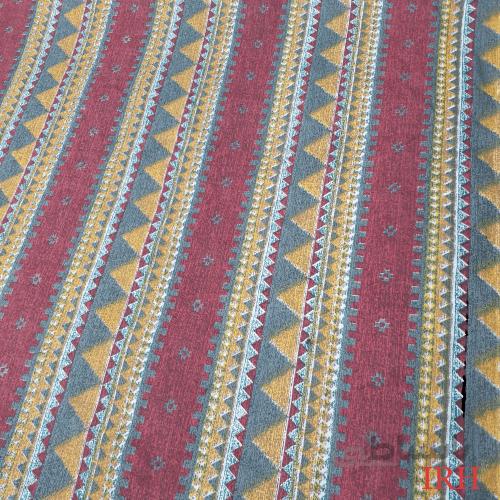 ملحفه ای طرح سنتی قرمز