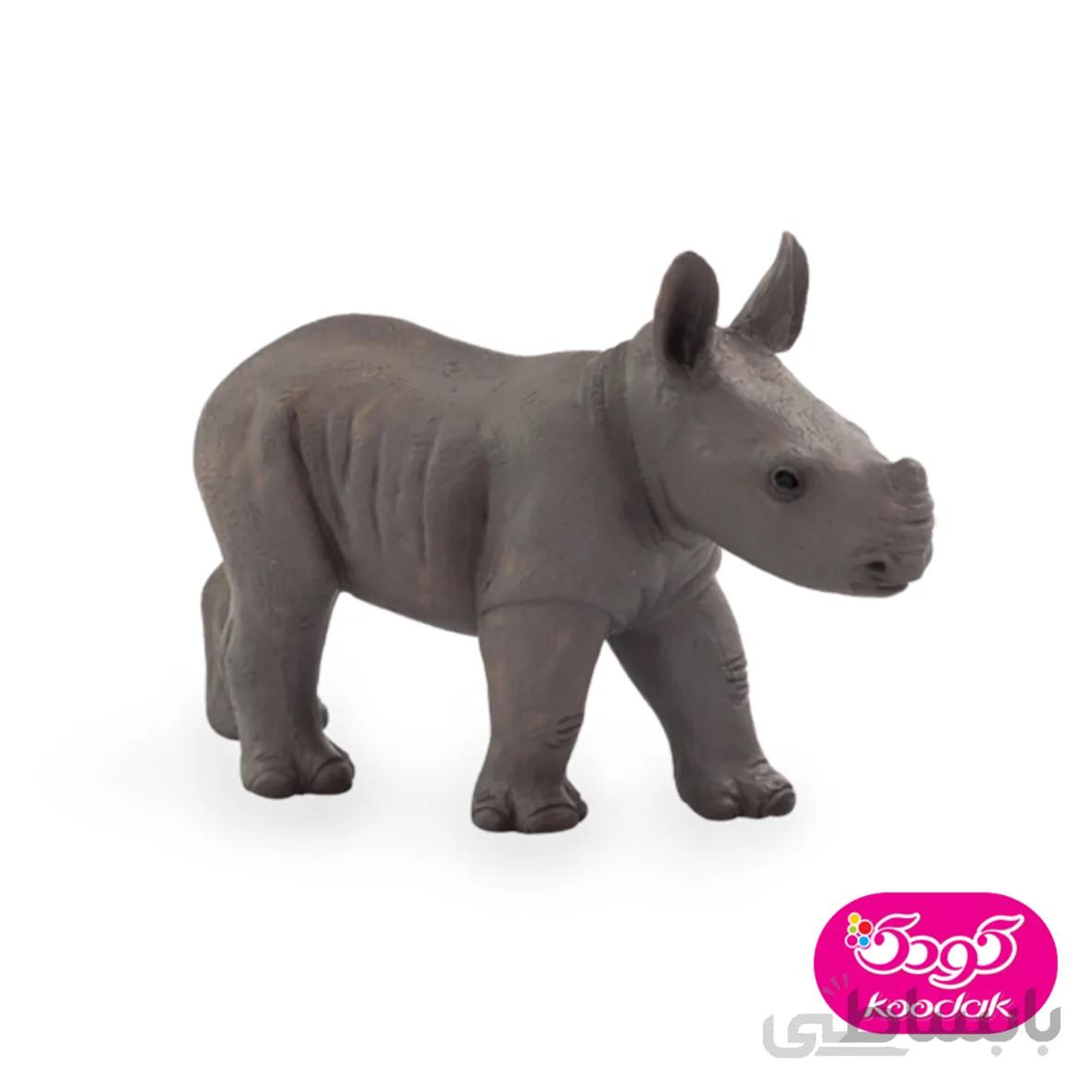 بچه کرگدن ایستاده 387247 – حیوانات موجو