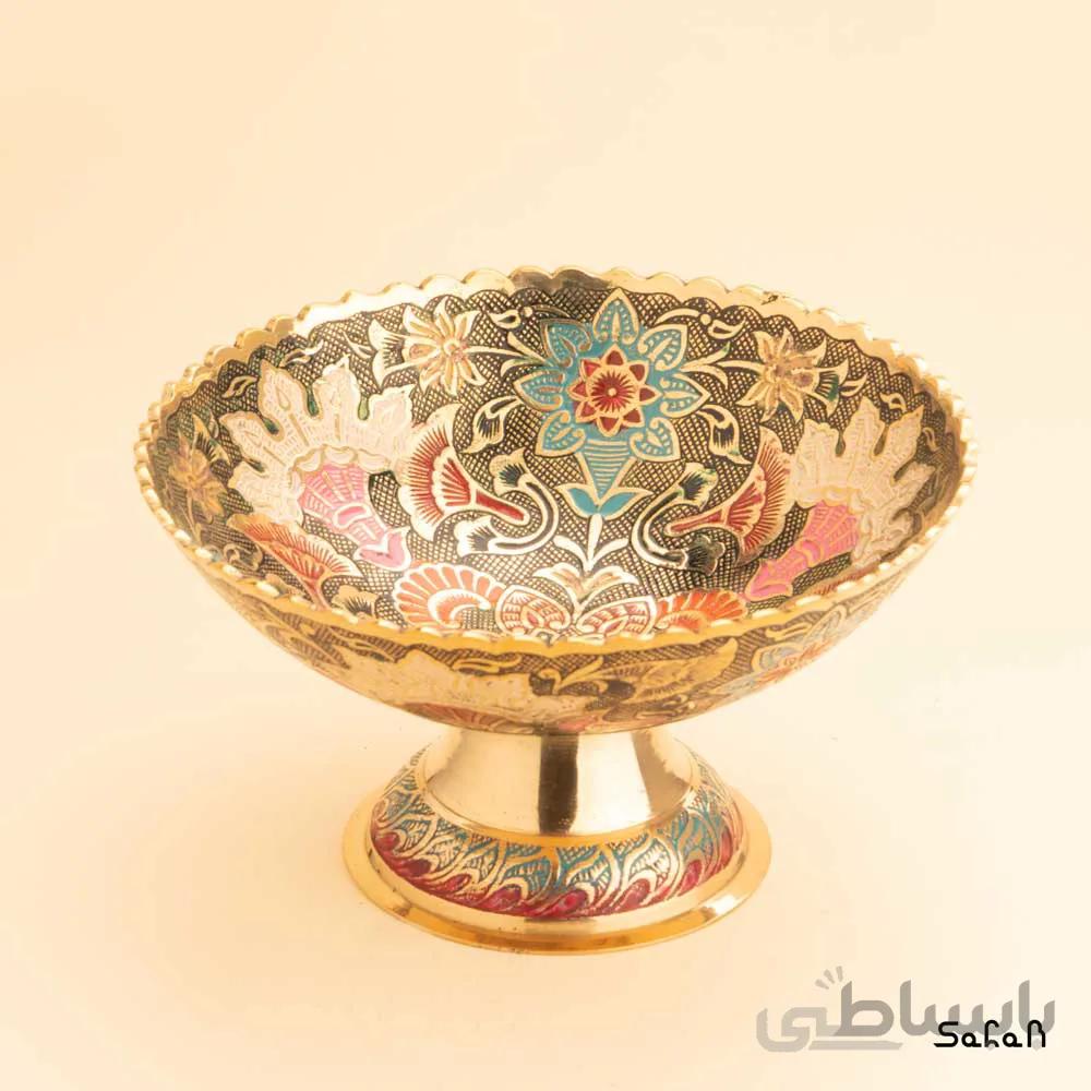 کاسه برنجی میناکاری پایه دار دورو مدل لب کنگره گود