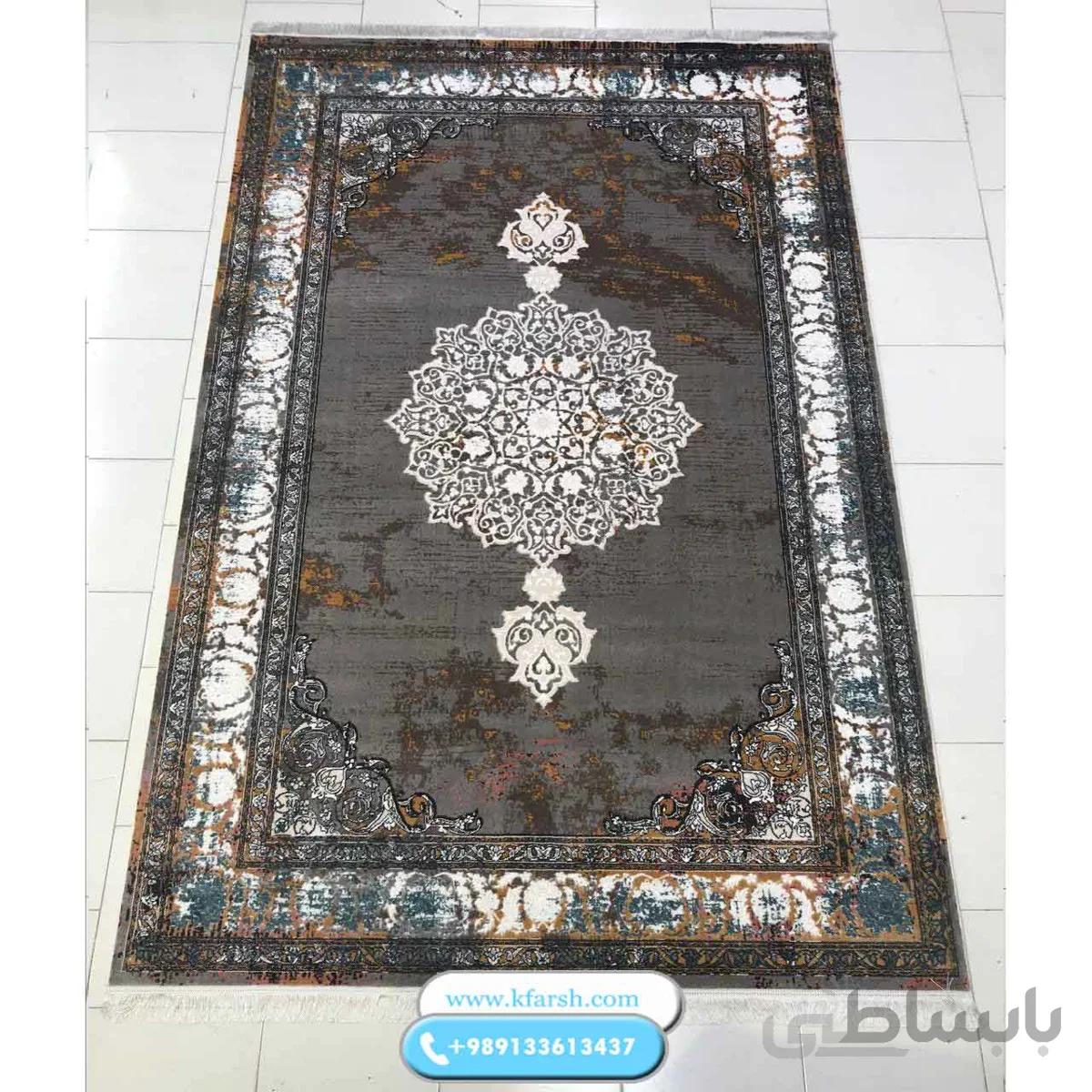 فرش کهنه نما با تم قهوه ای زیبا