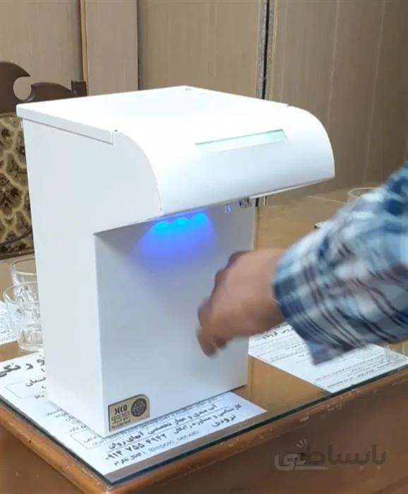 دستگاه ضدعفونی کننده اتوماتیک دست بدون تایمر تنظیم زمان پاشش ( قابل استفاده بصورت رومیزی یا دیواری ) مدل 3000 ا دستگاه ضدعفونی کننده دست اتوماتیک و هوشمند بدون تایمر مدل 3000p