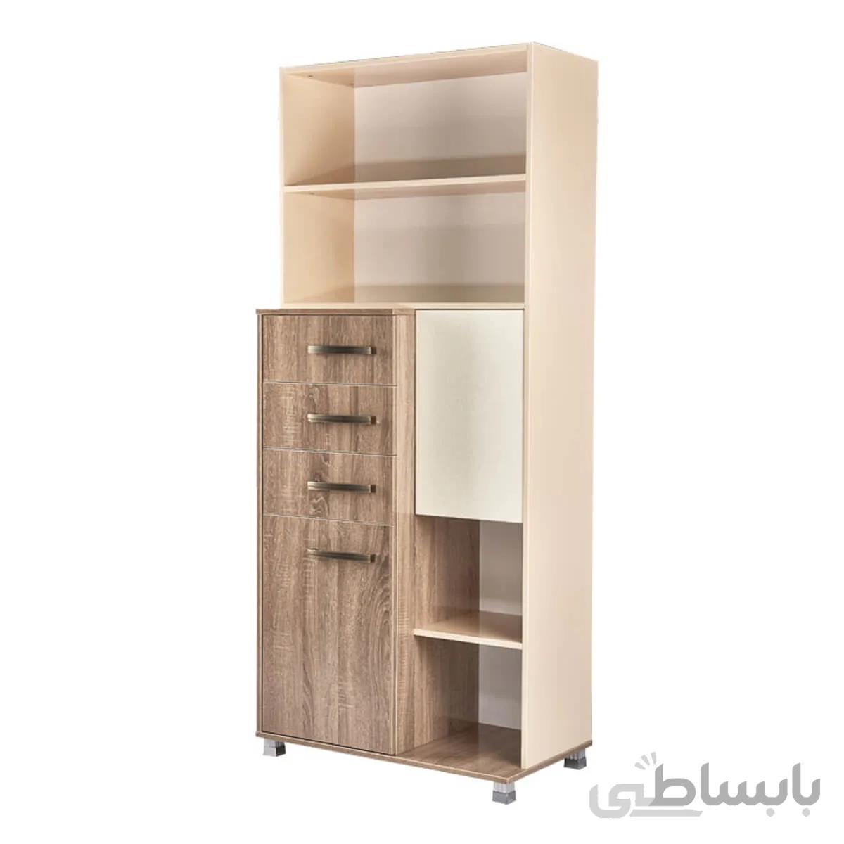 ویترین کتابخانه یلدا