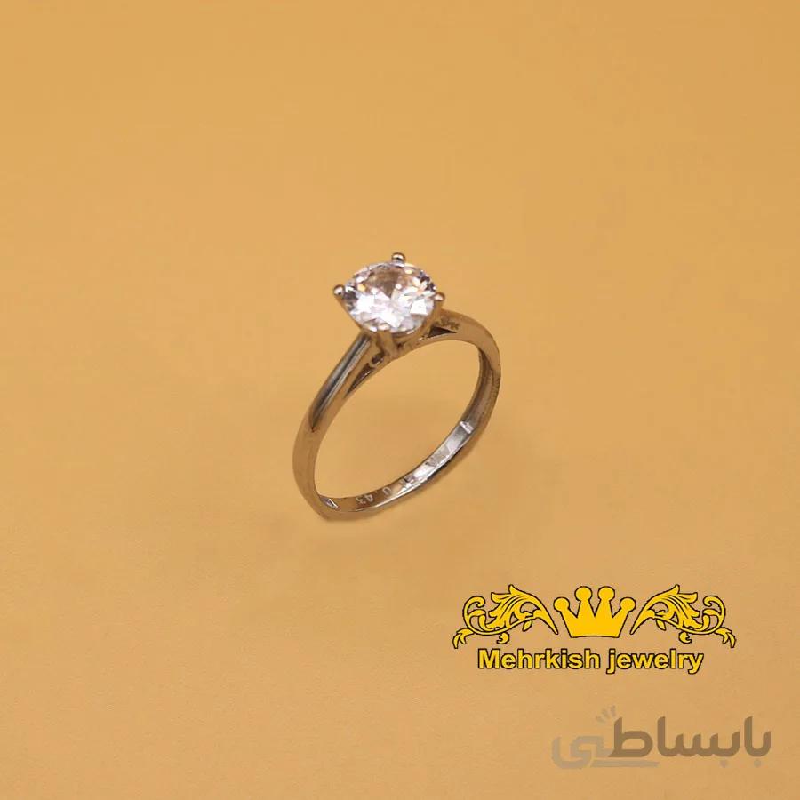 انگشتر نگینی