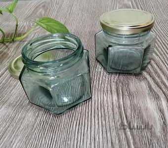 جار شیشه ای شش ضلعی
