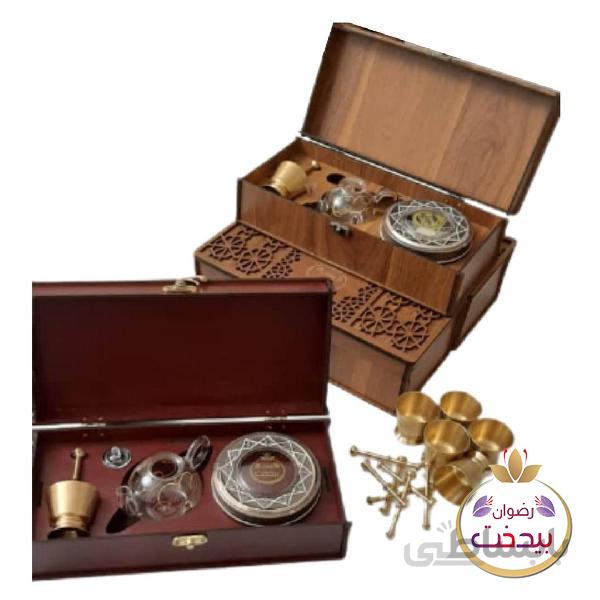 جعبه چوبی زعفران مدل نقش برجسته رضوان نیم لازج با قوری و هاون و خاتم
