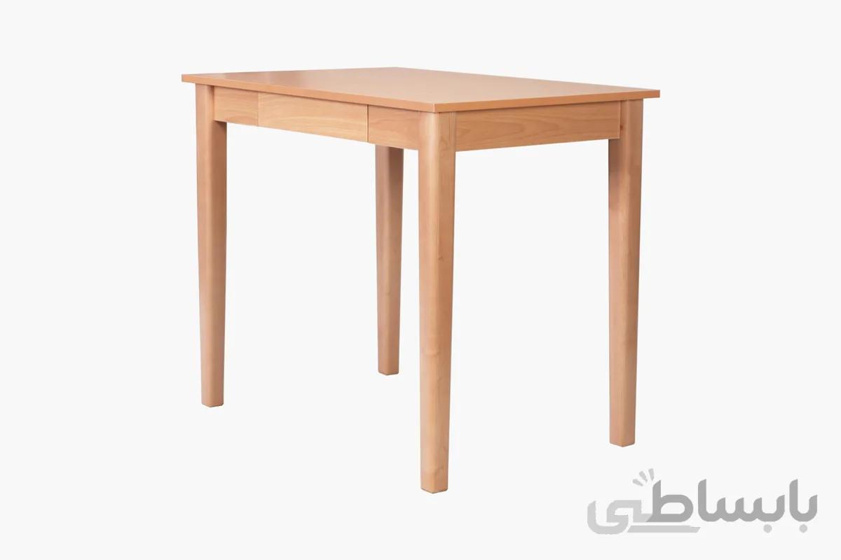 میز مطالعه دانشجو