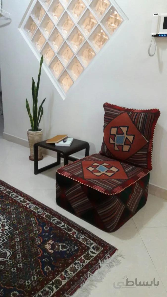 مبل راحتی سنتی چهل تکه گلیمی طرح مختا کد ۱۰۱۶۹۰