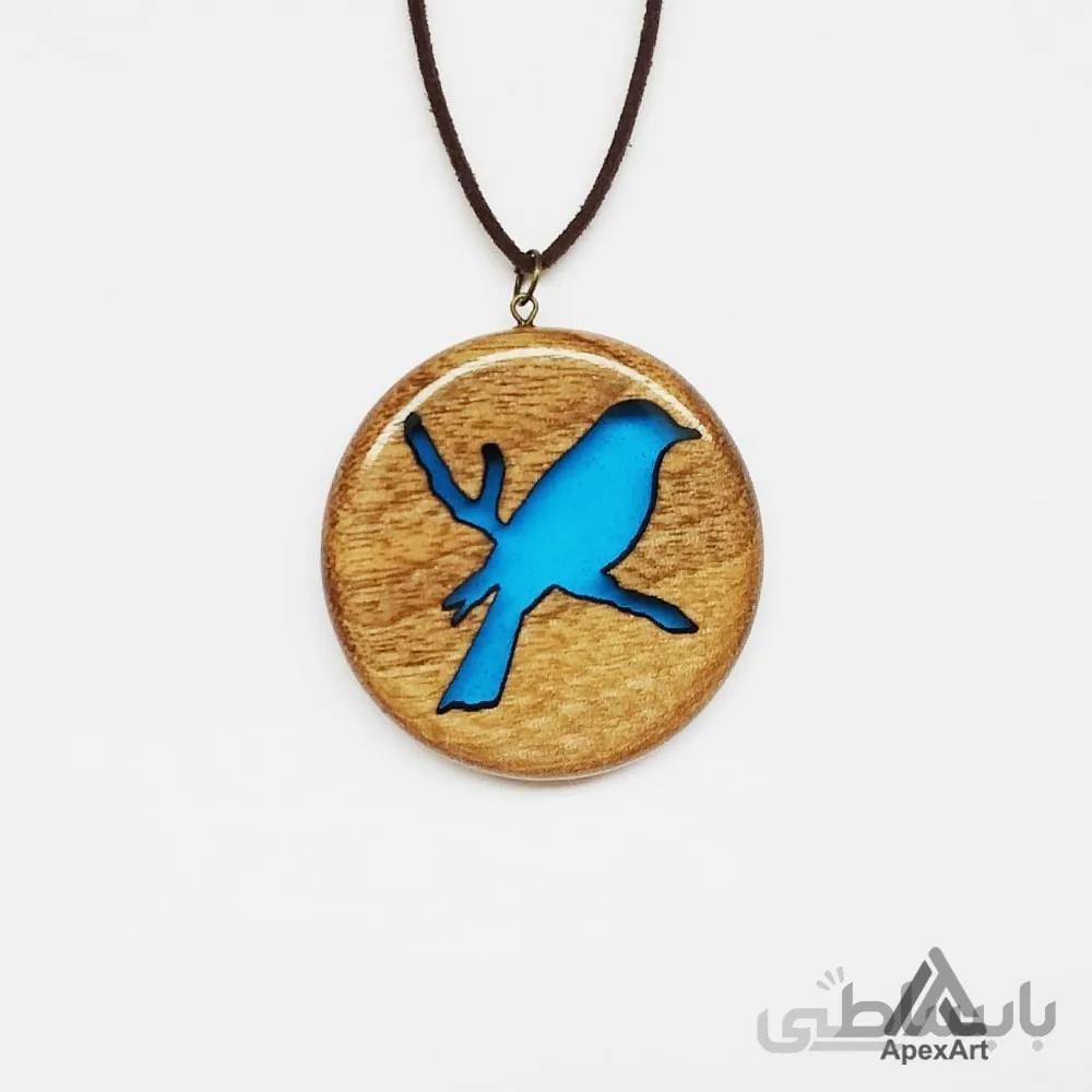 گردنبند چوبی طرح پرنده