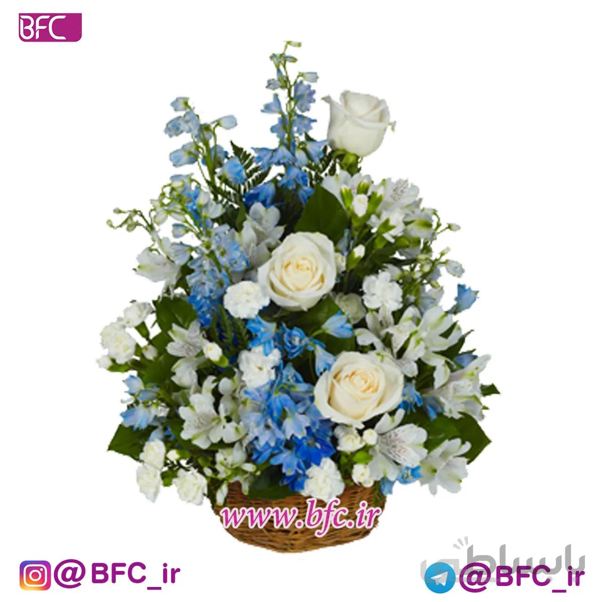 سبد گل رز و آلسترومریا