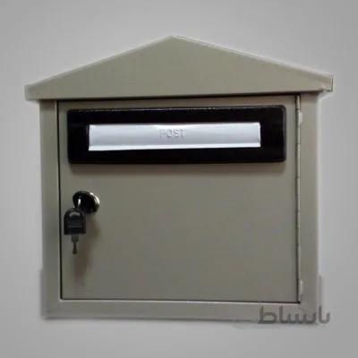صندوق پست کلبه ای