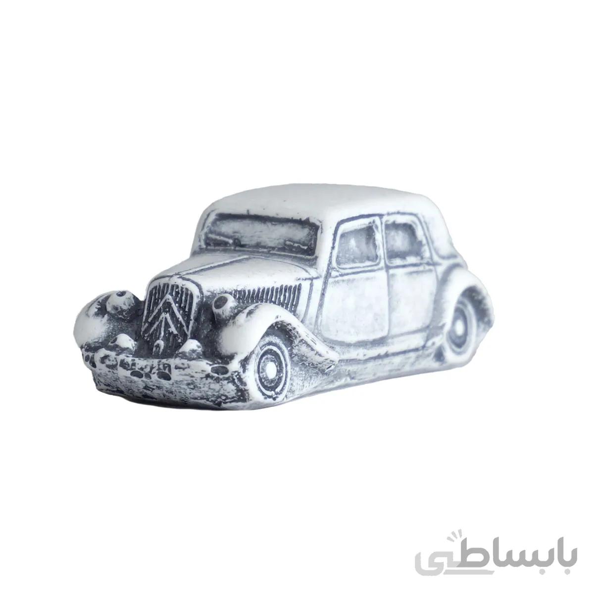 مجسمه ماشین قدیمی