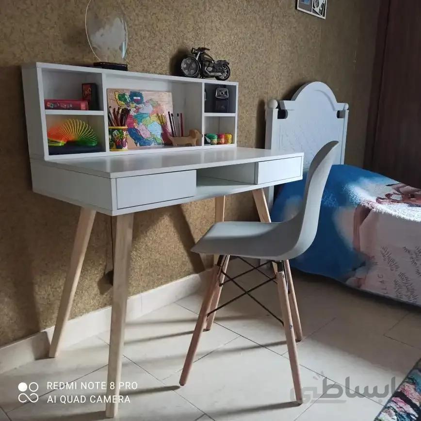 میز تحریر و شلف