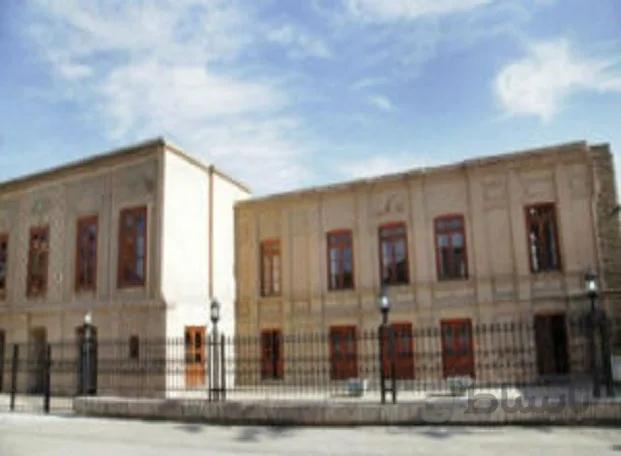 مطالعه و معرفی توصیفی و تصویری خانه ملک