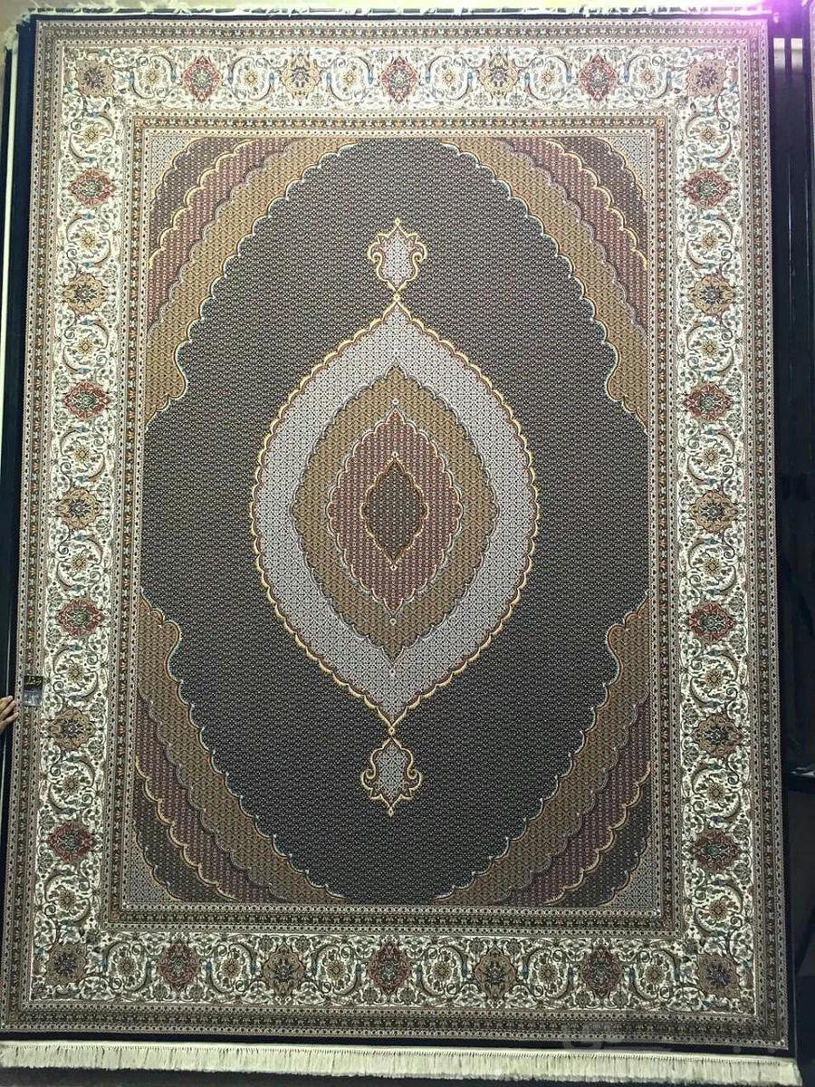 فرش طرح ماهی مارال سرمه ای وزرا ۷۰۰شانه ا Vozaracarpet