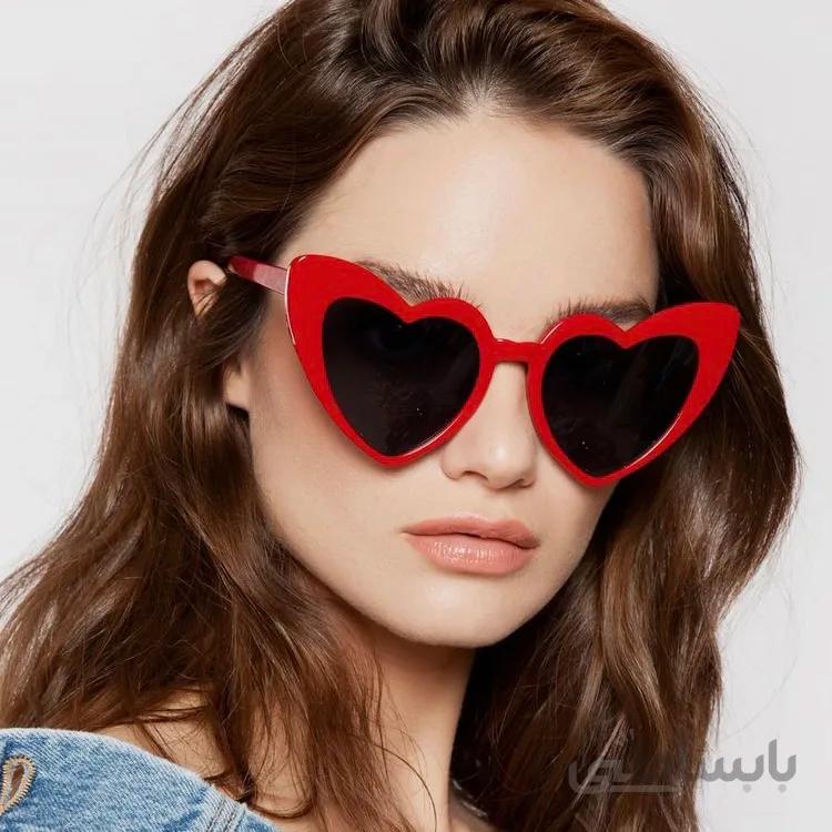 عینک افتابی مدل Love Heart Red