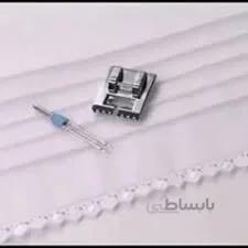پايه رگه دوزی به همراه دو عدد سوزن دو قلو