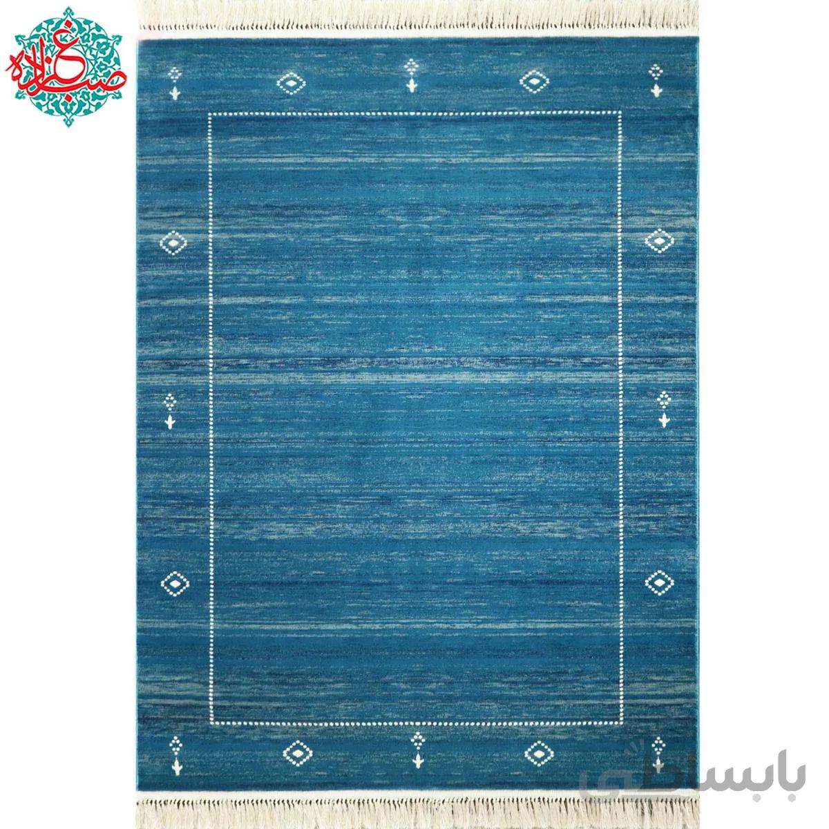 فرش ماشینی رادین طرح گبه 15 رنگ زمینه کله غازی