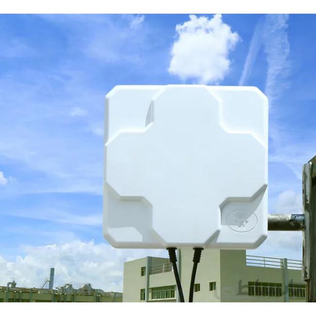 18dBi High Gain Flat Panel 4G Outdoor Antenna ا ۱۸dBi High Gain Flat Panel 4G Outdoor Antenna
