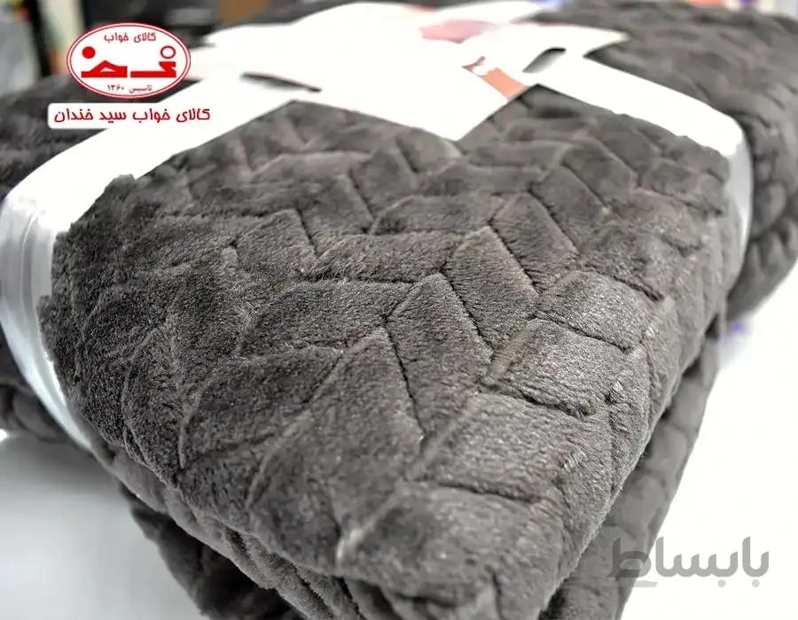 پتو دو نفره طرح دار خاکستری