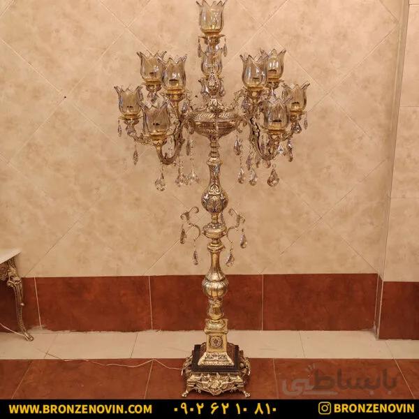 آباژور ایستاده برنزی کنار سالنی دو گل بزرگ پایه سنگی
