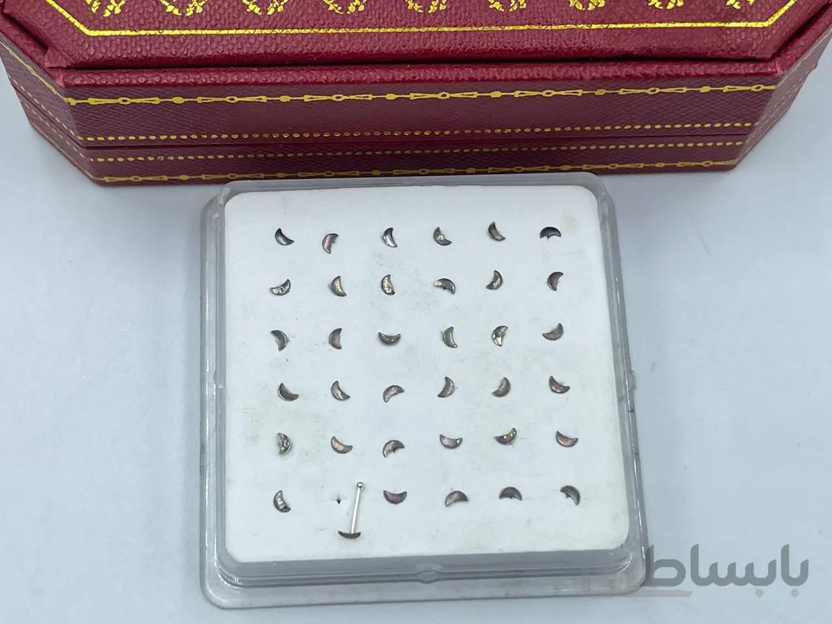 پیرسینگ بینی طرح ماه