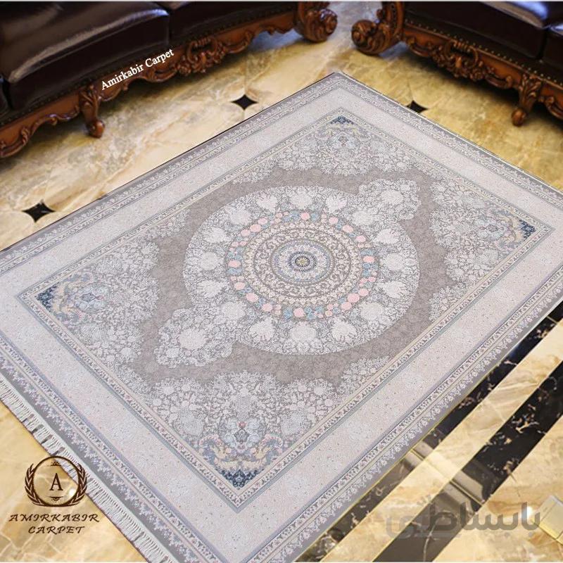فرش ۱۲۰۰ شانه طرح ورساچ کرم گل برجسته