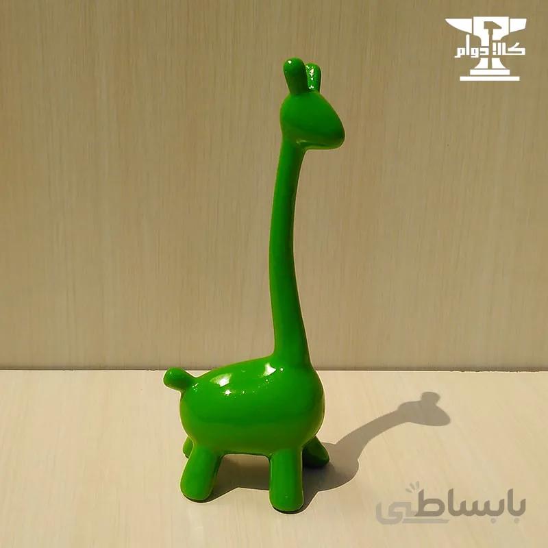 مجسمه دکوری زرافه | رزین پلی استر با رنگ سبز براق