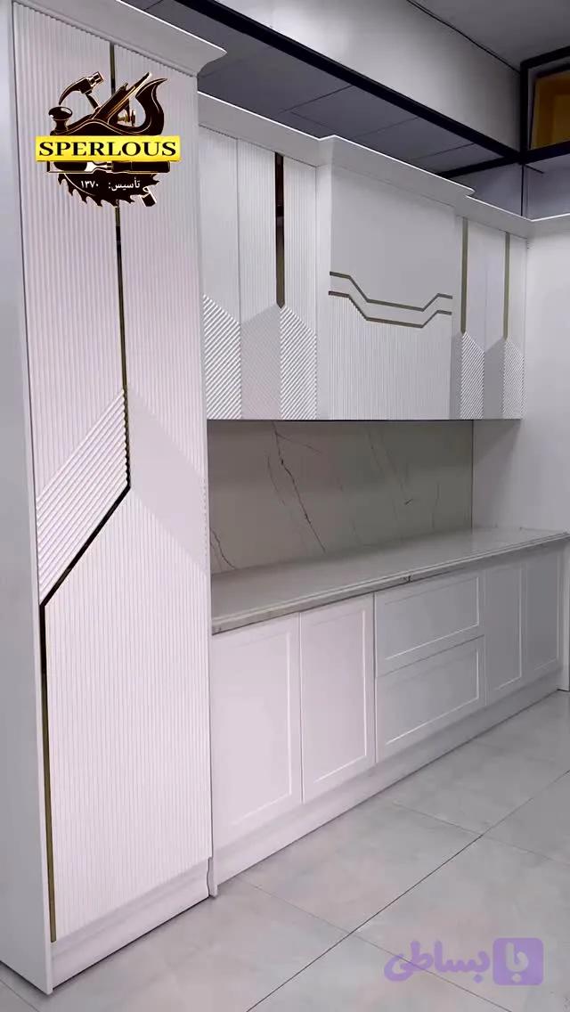 کابینت نئوکلاسیک با رنگ پلی اورتان