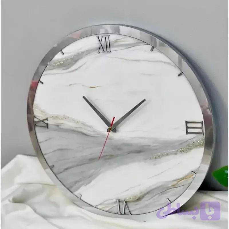 ساعت دیواری رزینی طرح سیلور مولتی دار