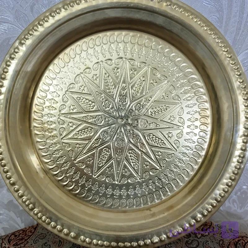 سینی برنجی  قلم زنی شده طرح زنجانی