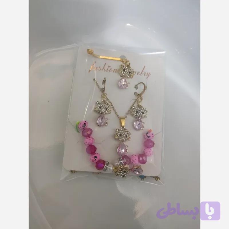 سرویس دخترانه استیل طرح گربه صورتی با گیره روسری ست