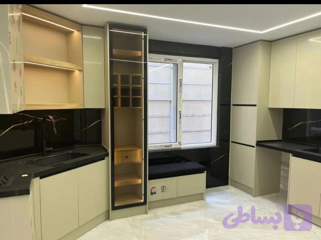 کابینت هایگلس کرم کره ایی نیمکت دار کدss۲۵۶