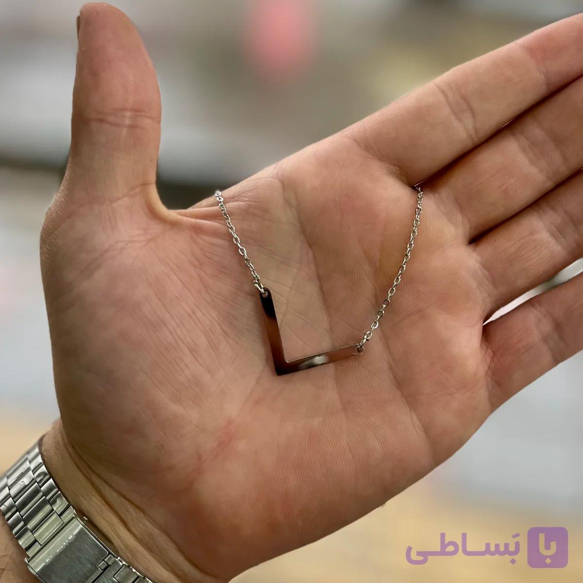 گردنبند مینیمال