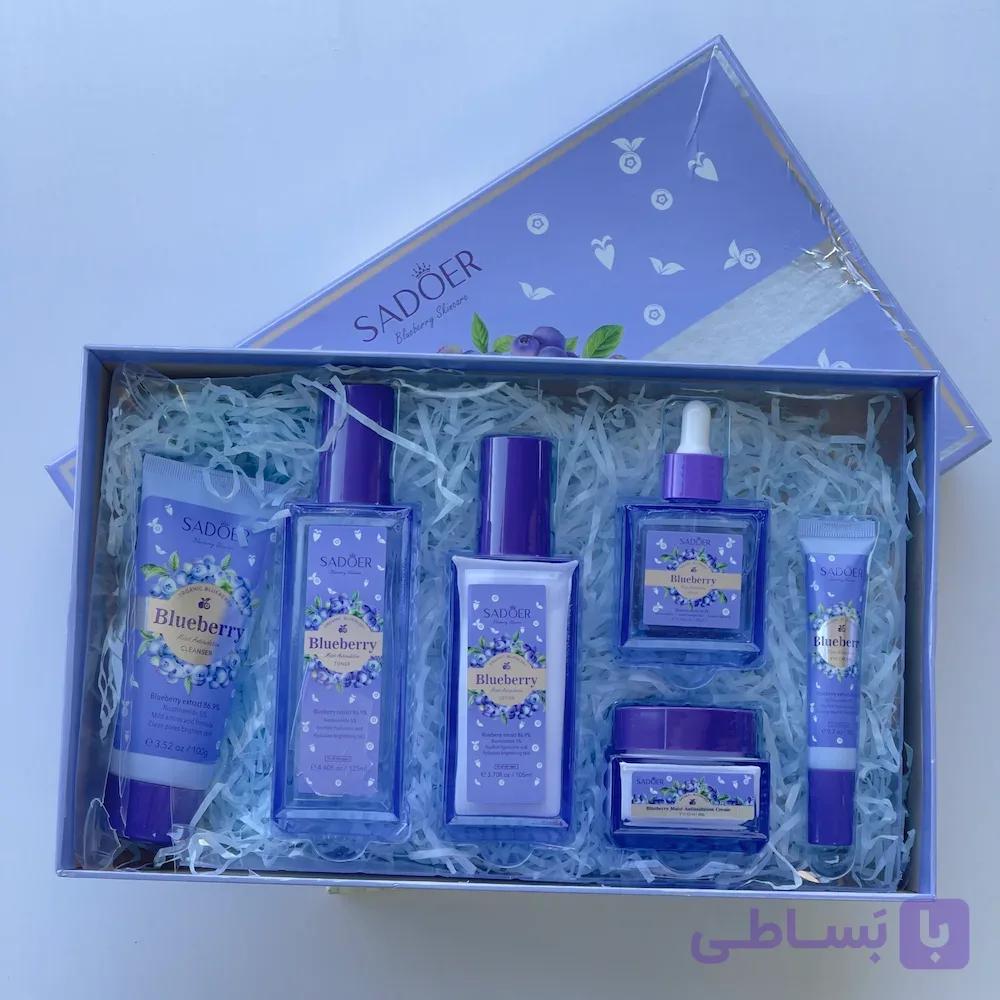 پک جوانساز و روشن کننده بلوبری سادور | Sadoer Blueberry Youth & Brightening Set — تصویر 1