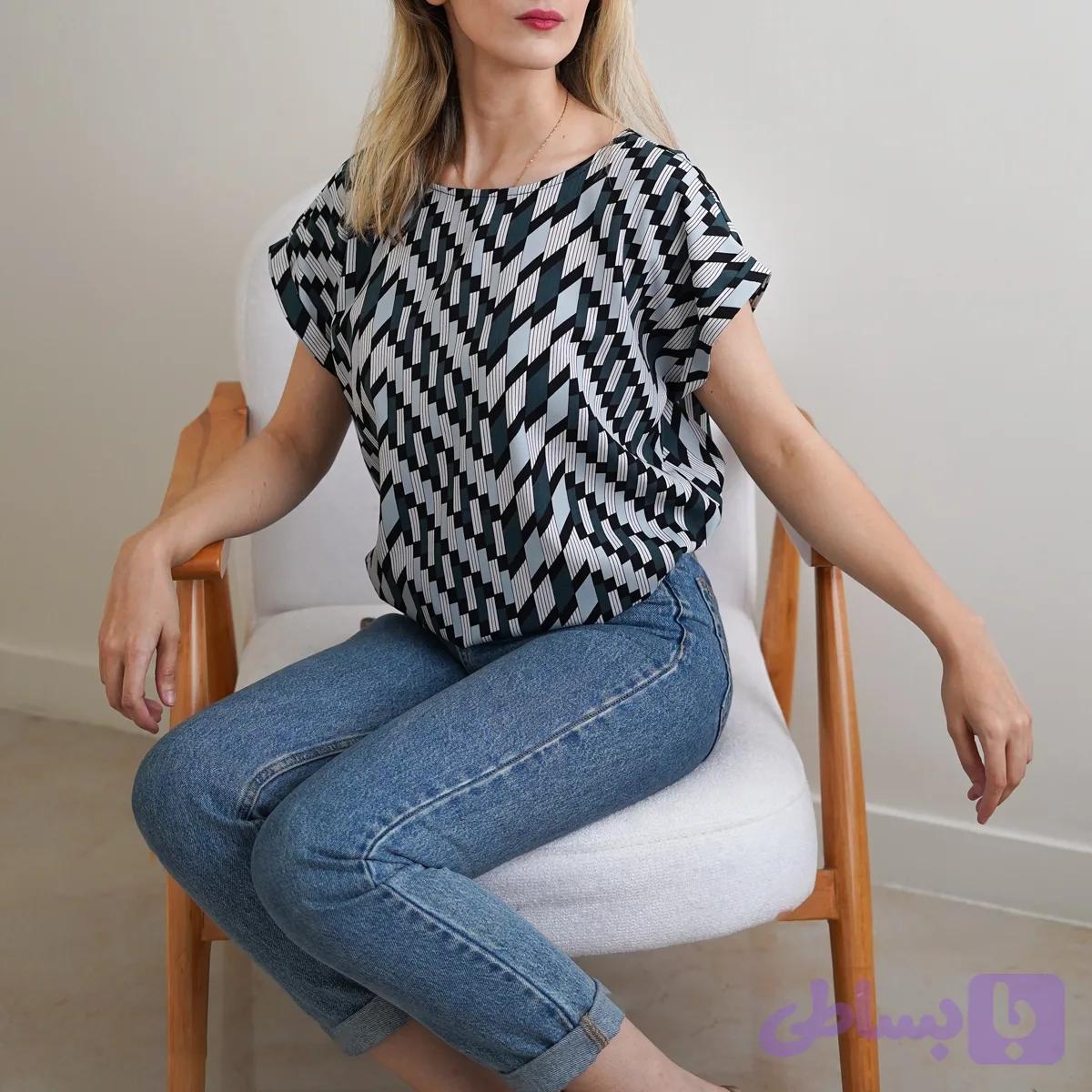 تاپ یقه گرد استین پاکتی جنس مصری