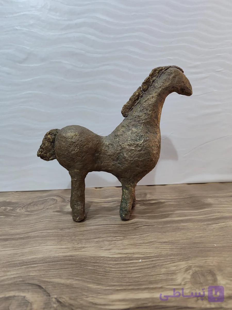 مجسمه ی پاپیه ماشه اسب
