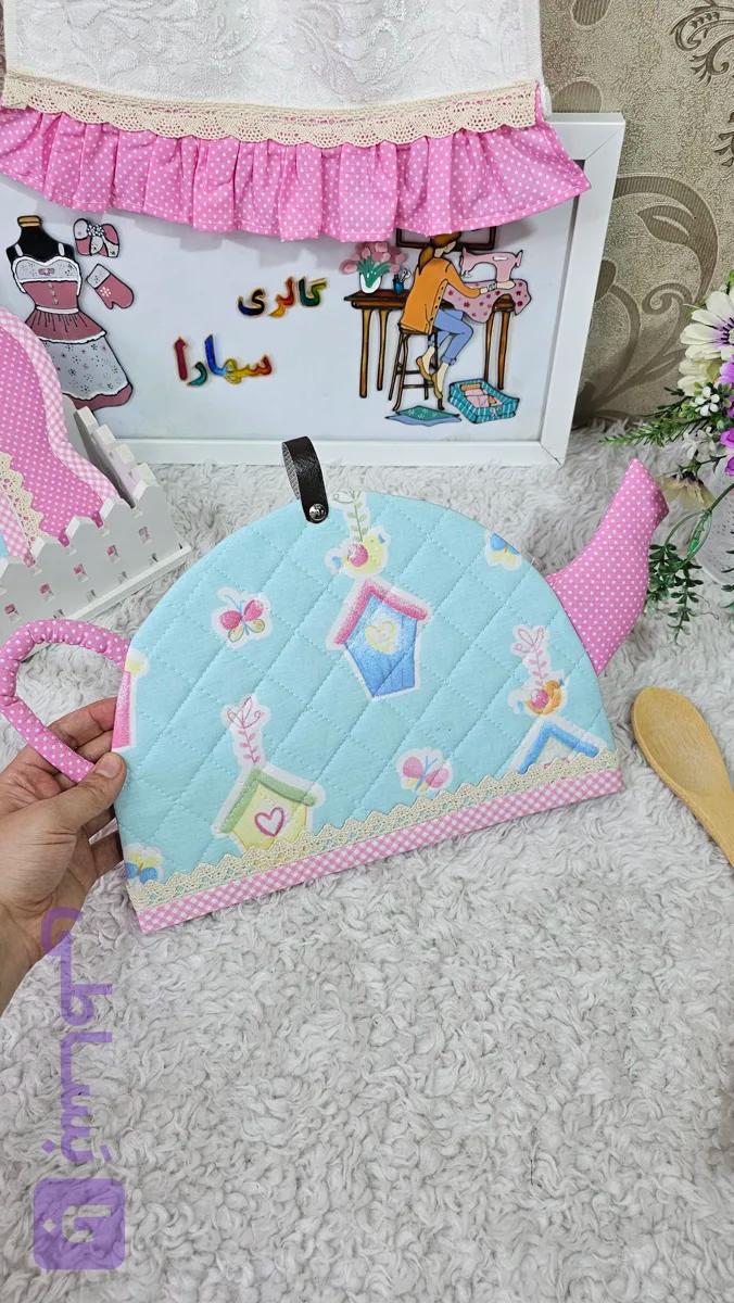 دمکنی قوری پارچه‌ای فانتزی طرح قوری (کاور قوری) کد ۲۶
