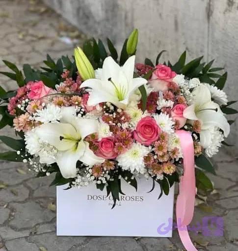 باکس گل لیلیوم و رز هلندی
