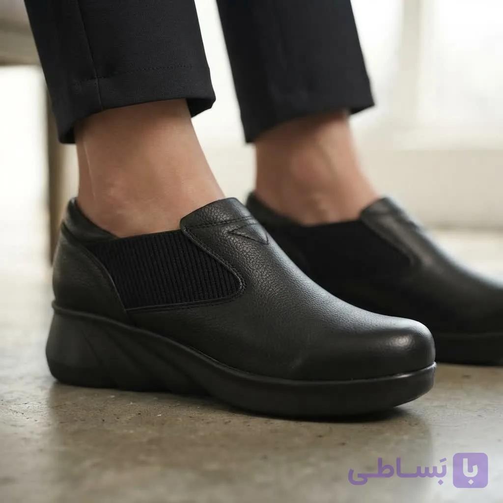 کفش روزمره طبی یکسره زنانه با کش مدل 282 — تصویر 1