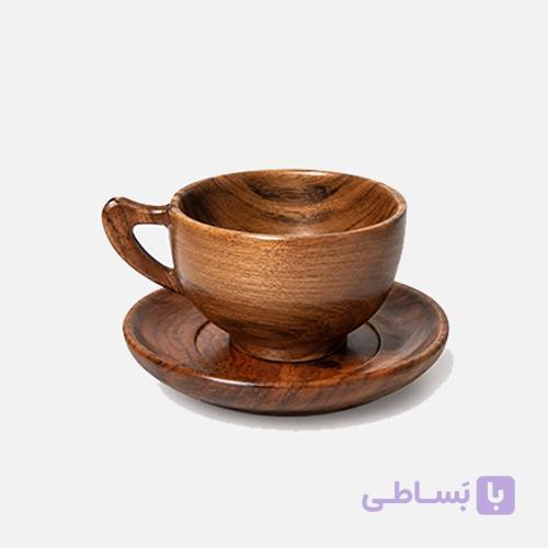 فنجان قهوه و نعلبکی چوبی — تصویر 1