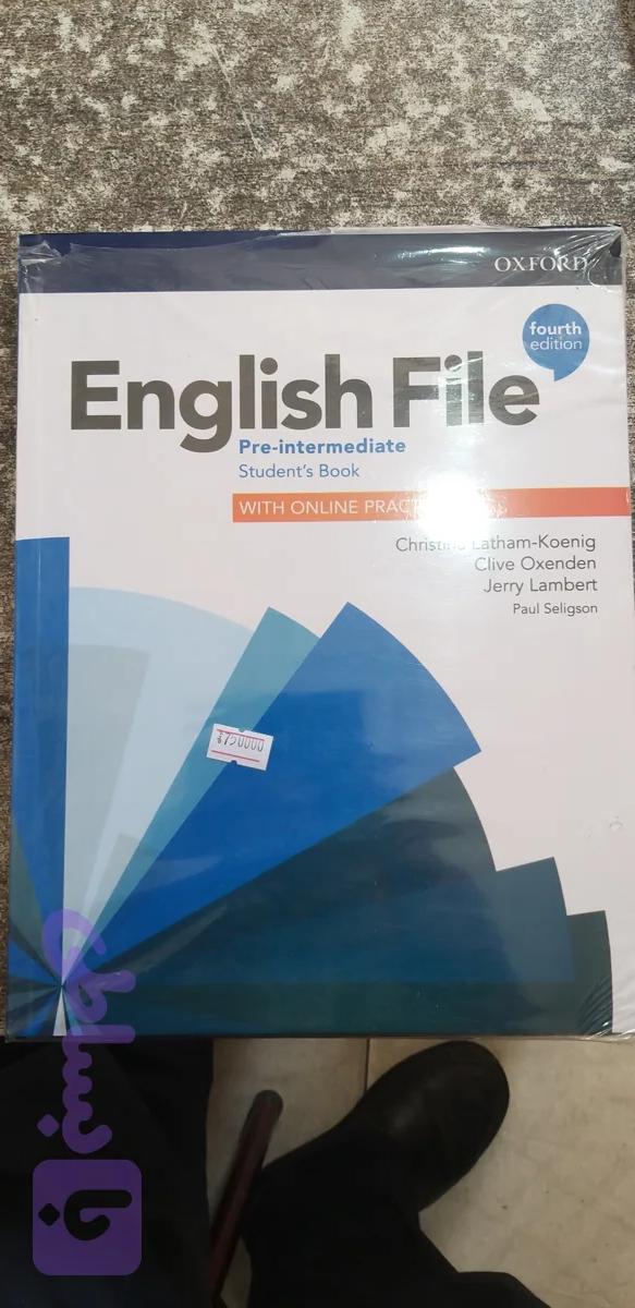 English File Pre_intermediate student sBook