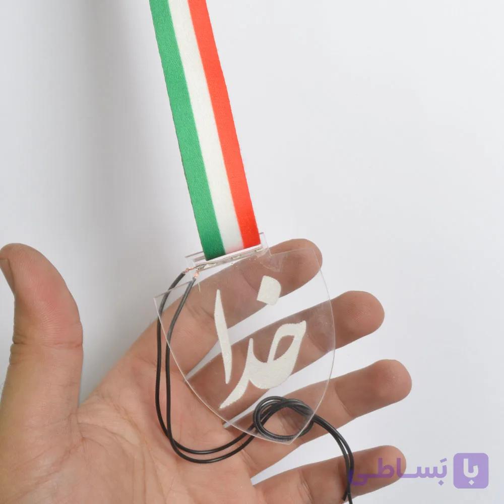 آویز خودرو پلکسی چراغ دار کد 83275 — تصویر 1