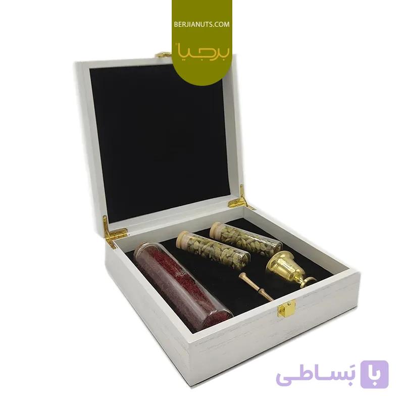 پک زعفران کادویی نقره