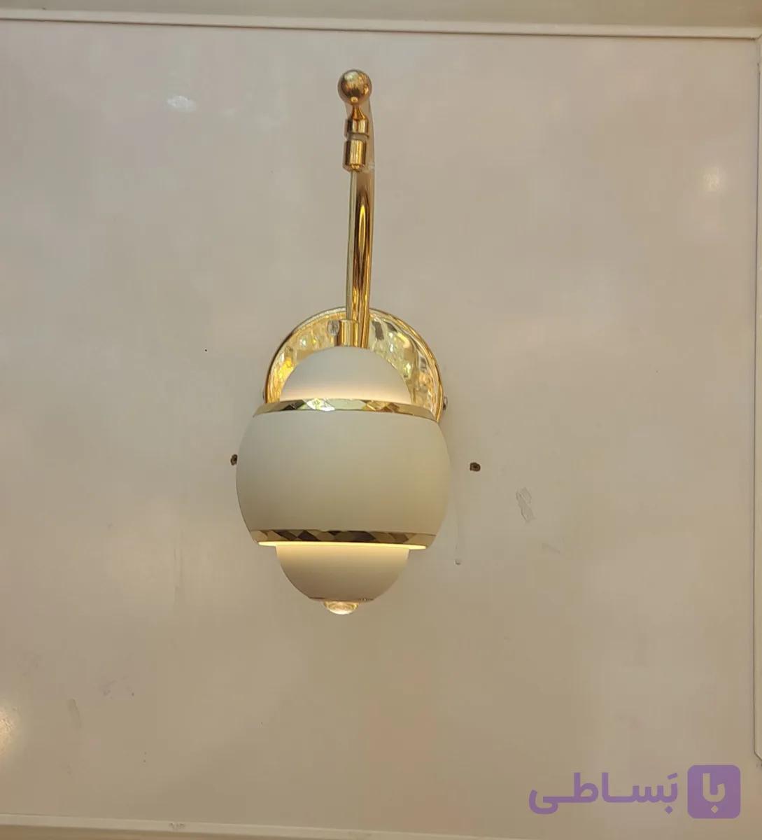 دیوارکوب