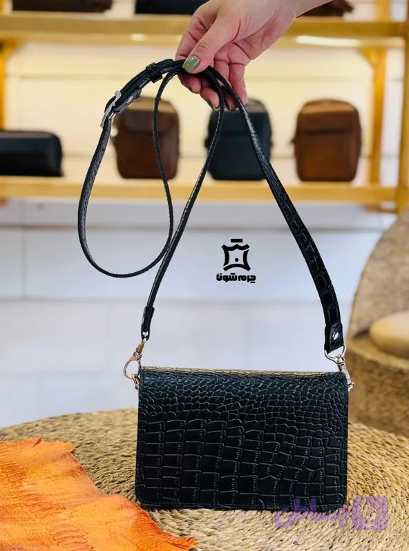 کیف دوشی زنانه دلوان