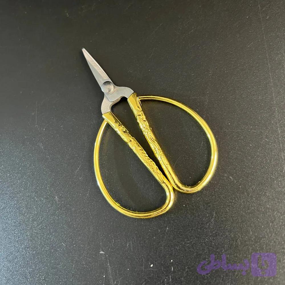 قیچی طلایی تیغه کوچک k40 — تصویر 1