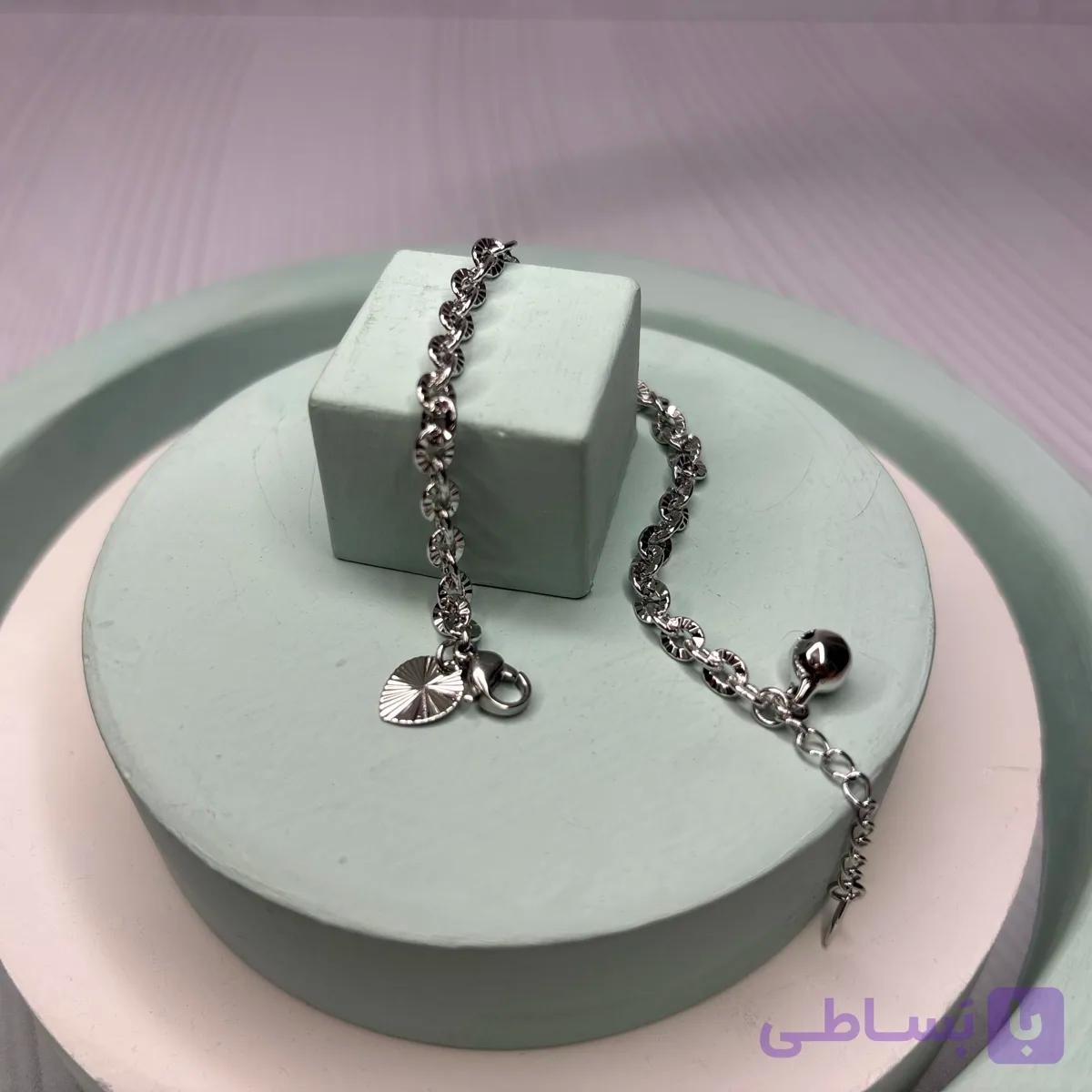 دستبند حلقه‌ای لیزری